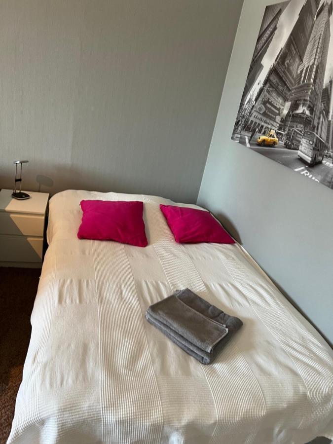 Kemi City L Near Snowcastle, 2 Rooms, Kitchen, Glazed Balcony, Free Parking On Street Exterior photo